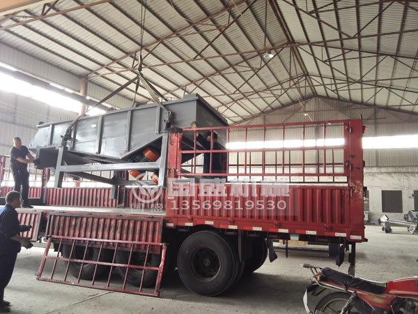 1540-5层重型直线筛发货走起 1540-5层重型直线筛发货走起